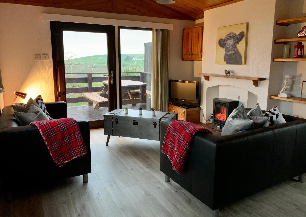 Lodge Cabin With Fabulous Views - Farm Holiday Stranraer Exterior photo