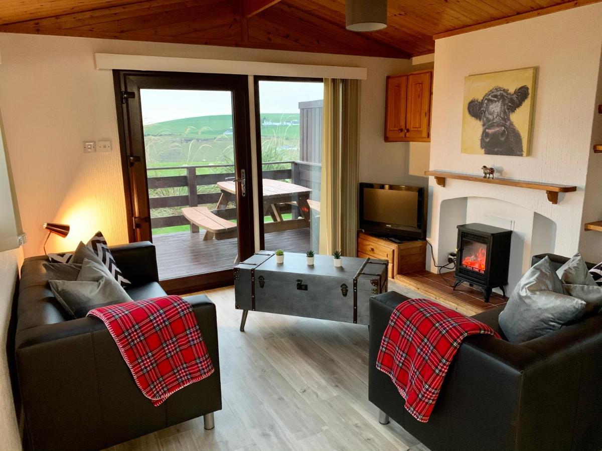 Lodge Cabin With Fabulous Views - Farm Holiday Stranraer Exterior photo