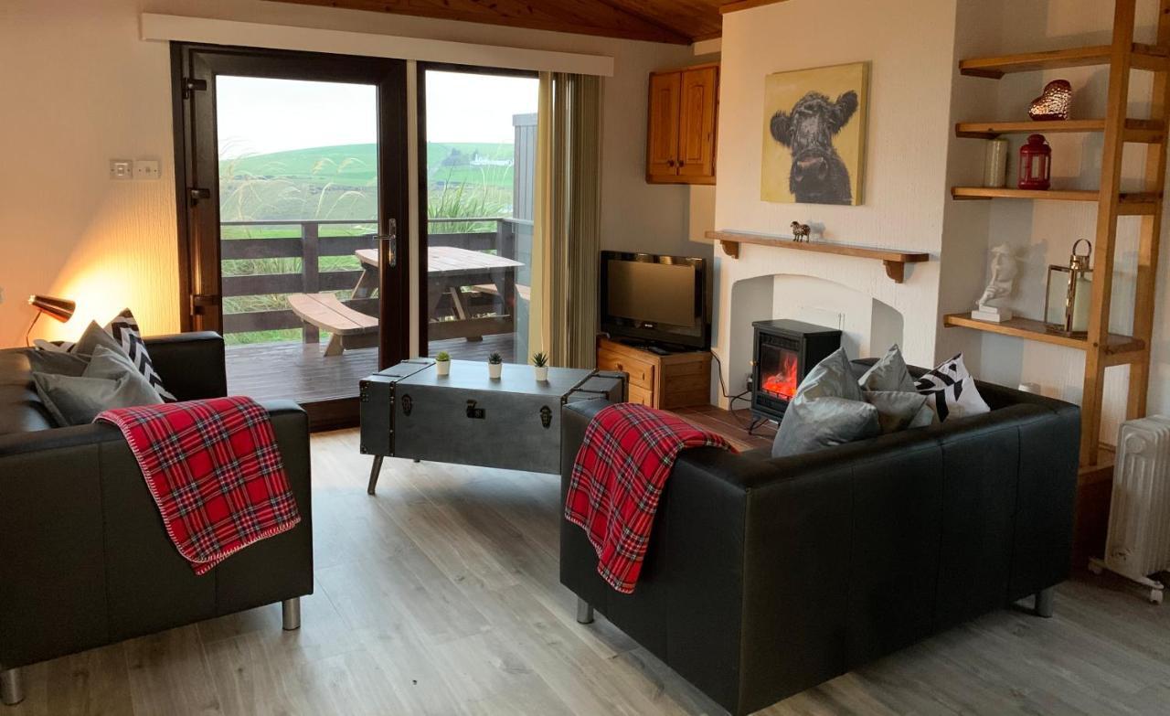 Lodge Cabin With Fabulous Views - Farm Holiday Stranraer Exterior photo